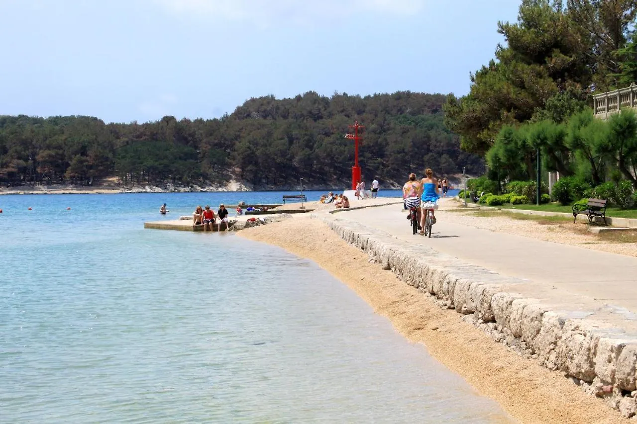 Apartments With A Parking Space Cres - 21116 Croatia